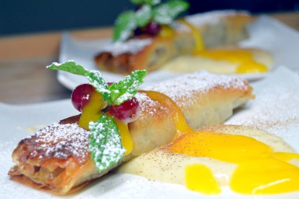 Strudel de Maçã com Creme de Baunilha