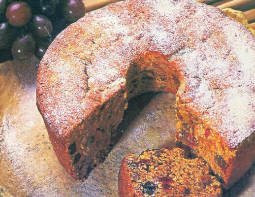 Bolo de Frutas