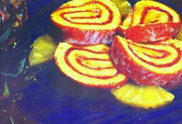 Rocambole de Abacaxi